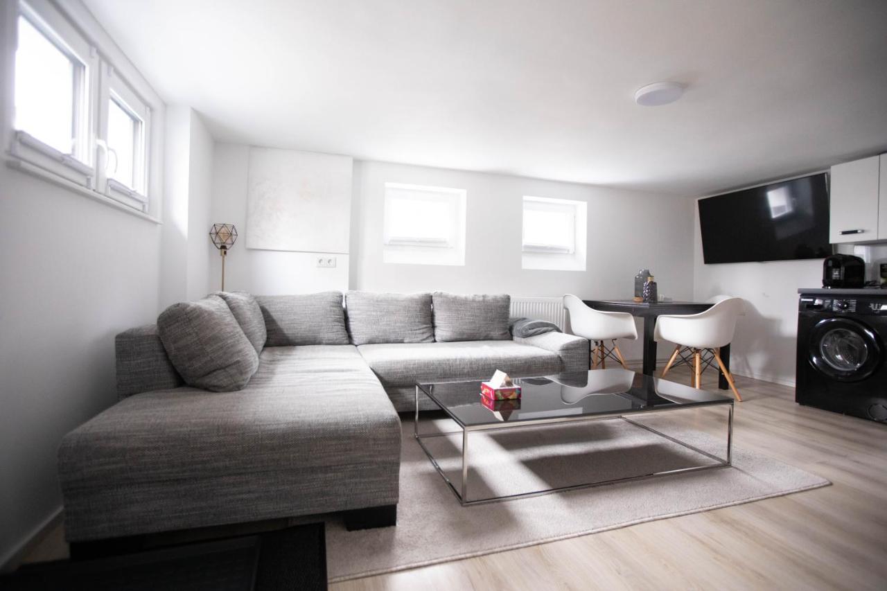80Qm - 4 Rooms - Private Parking - Keller-Basement - Mallibase Apartments Hanovre Extérieur photo