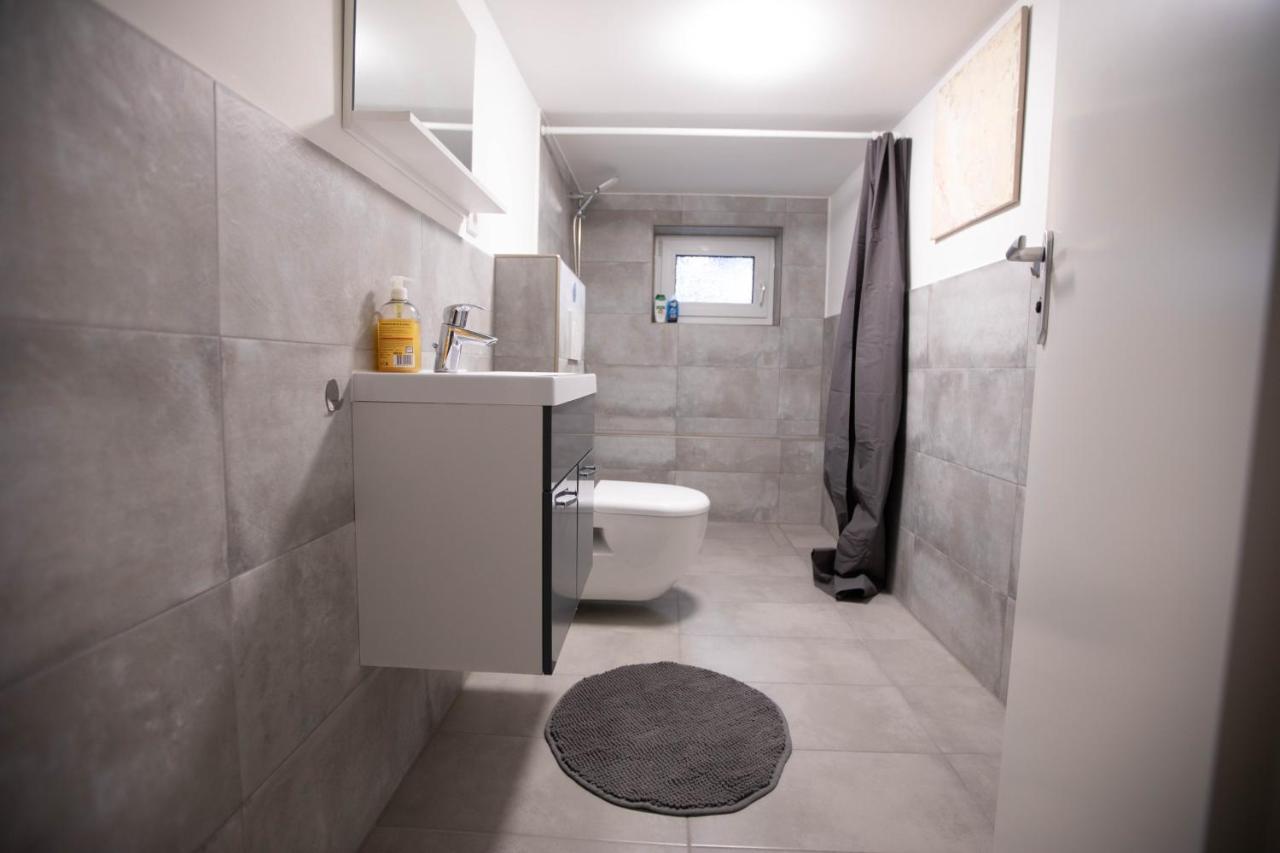 80Qm - 4 Rooms - Private Parking - Keller-Basement - Mallibase Apartments Hanovre Extérieur photo